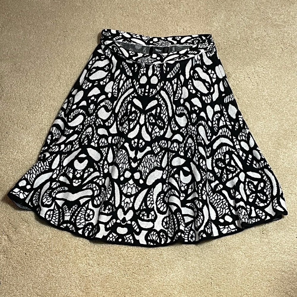 Women’s knit skirt